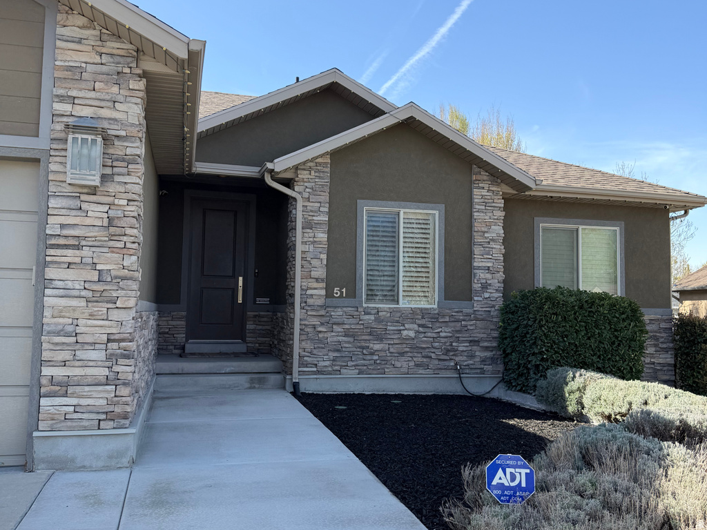 51 W STAUFFER LN Murray, UT 84107