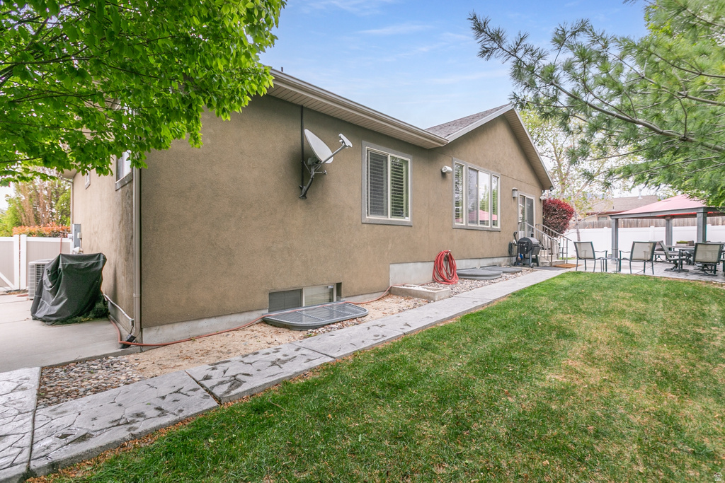 51 W STAUFFER LN Murray, UT 84107