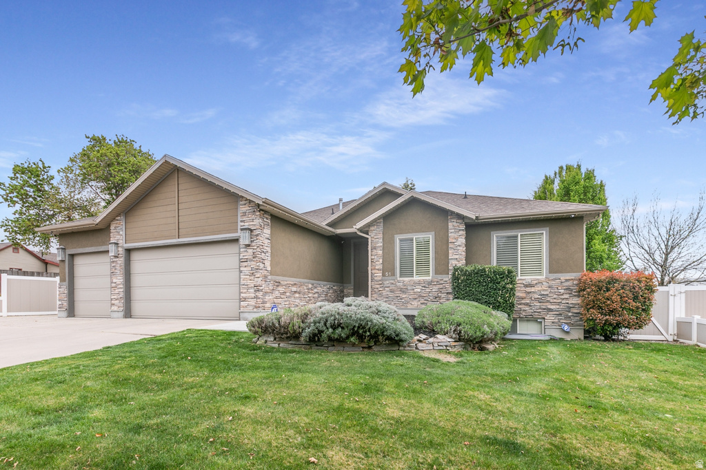 51 W STAUFFER LN Murray, UT 84107
