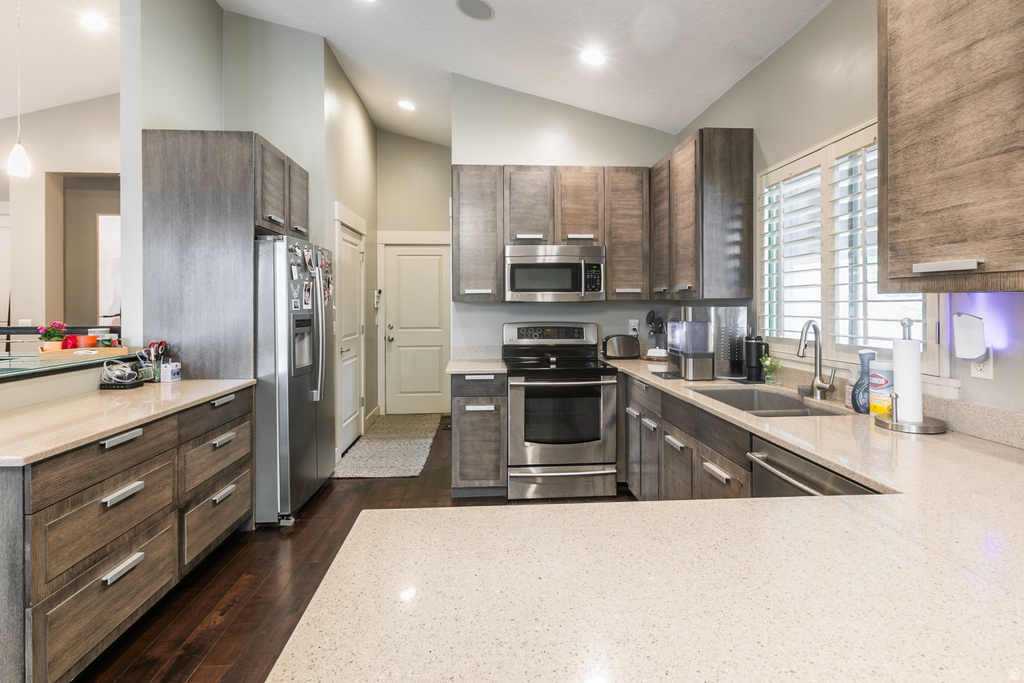 51 W STAUFFER LN Murray, UT 84107
