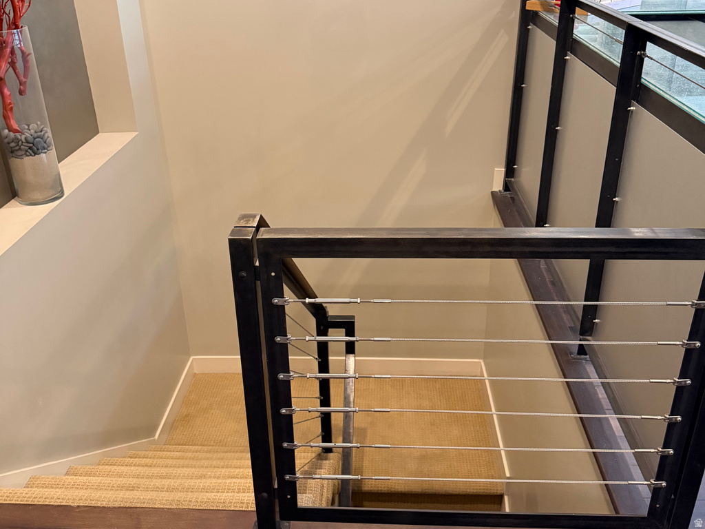 51 W STAUFFER LN Murray, UT 84107