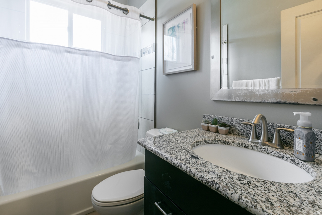 51 W STAUFFER LN Murray, UT 84107