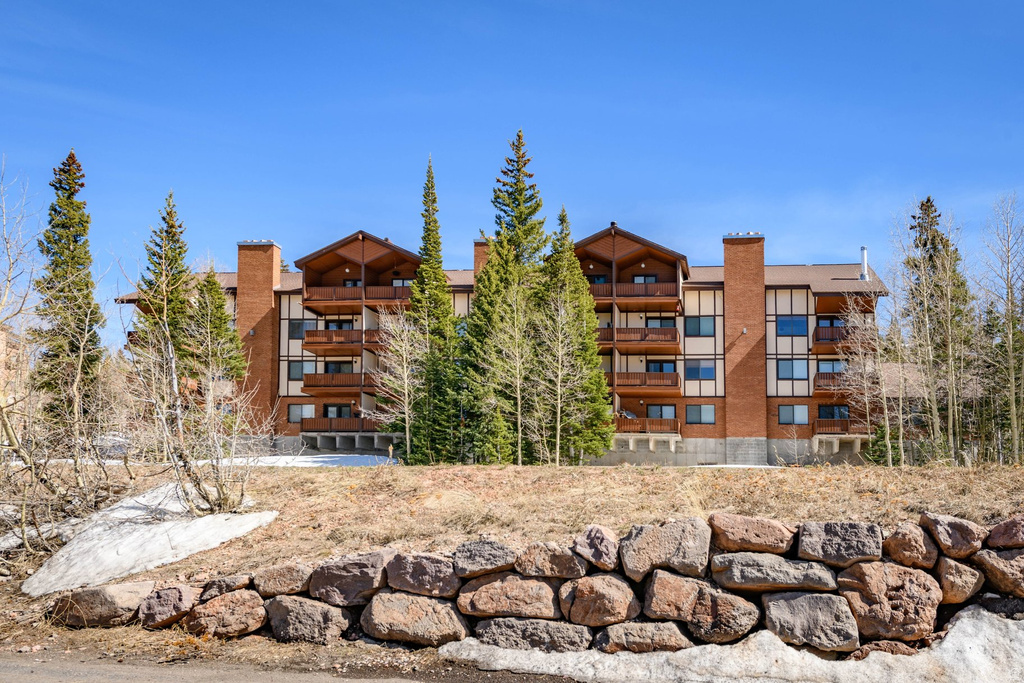 561 VASELS RD #R15-C Brian Head, UT 84719