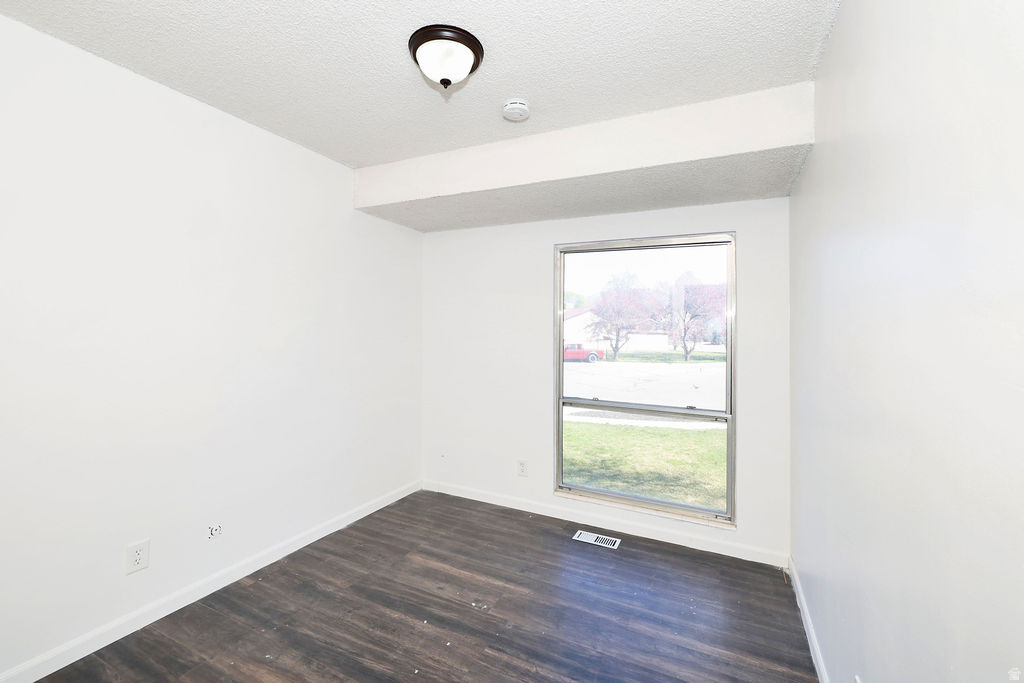 958 E 175 S Layton, UT 84041