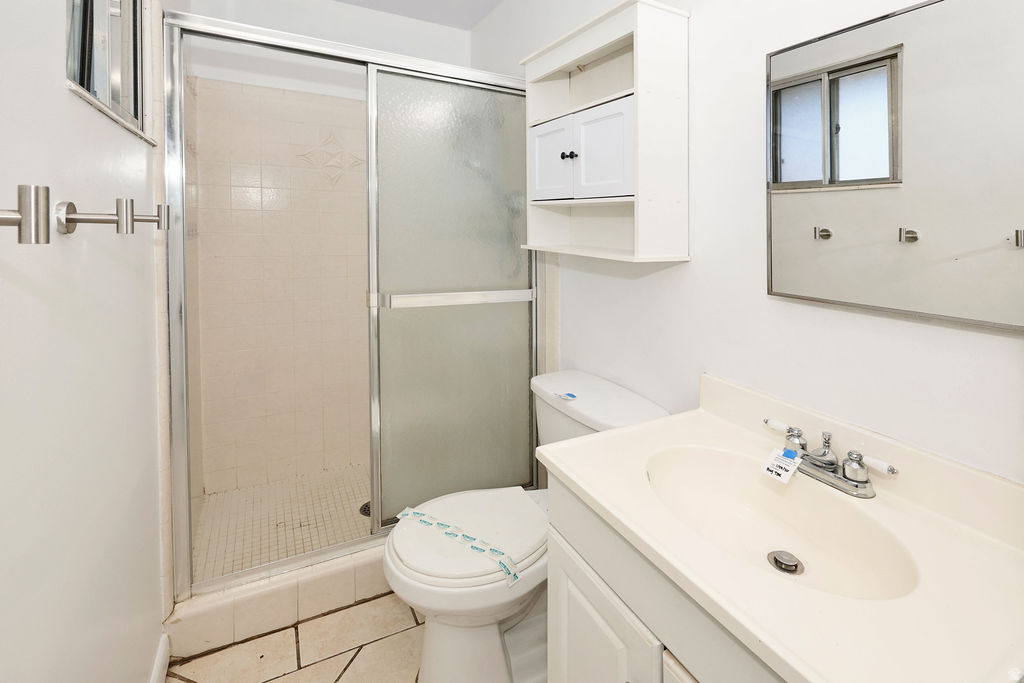 958 E 175 S Layton, UT 84041