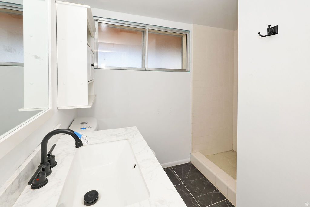 958 E 175 S Layton, UT 84041