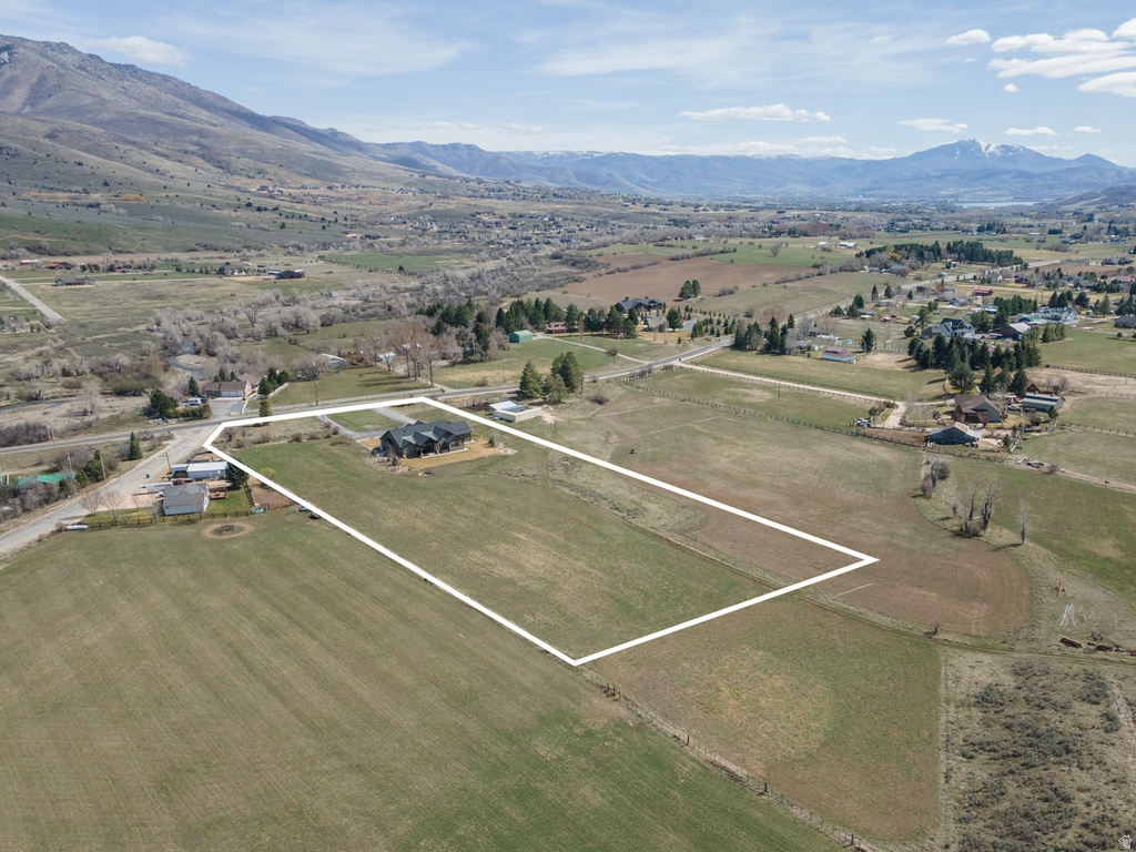 5073 N 3300 E Liberty, UT 84310