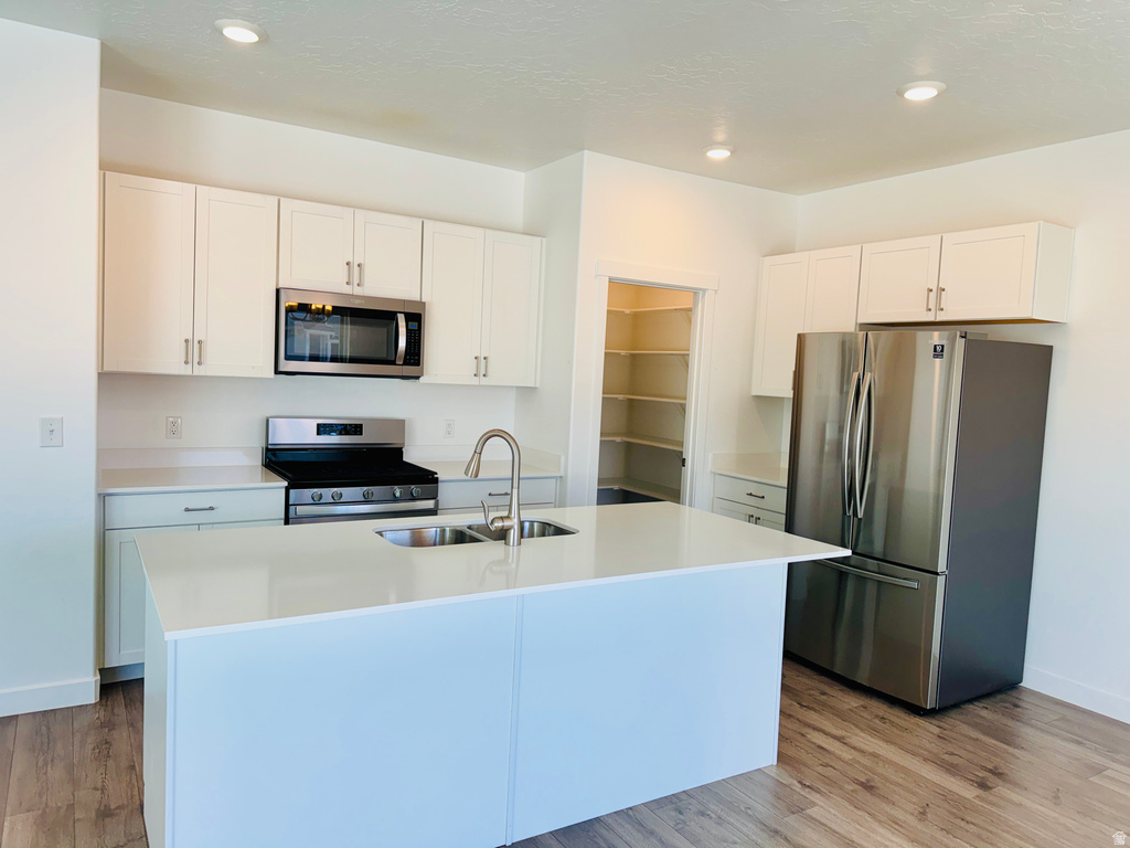3875 W COLD POND AVE Lehi, UT 84043