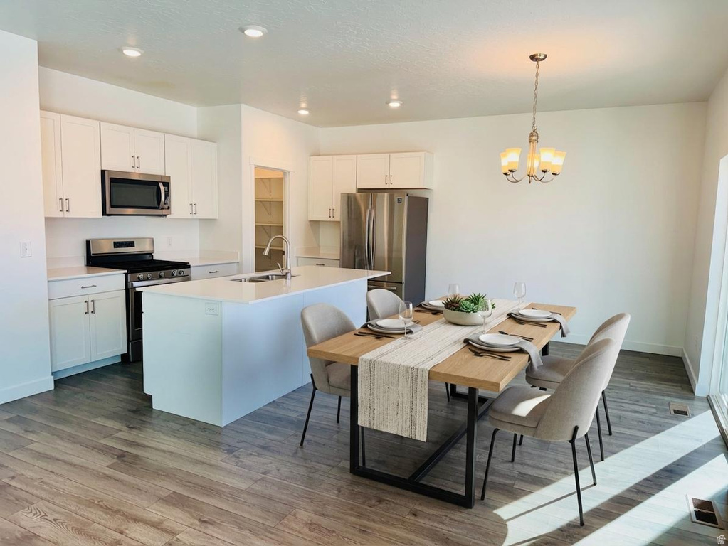 3875 W COLD POND AVE Lehi, UT 84043