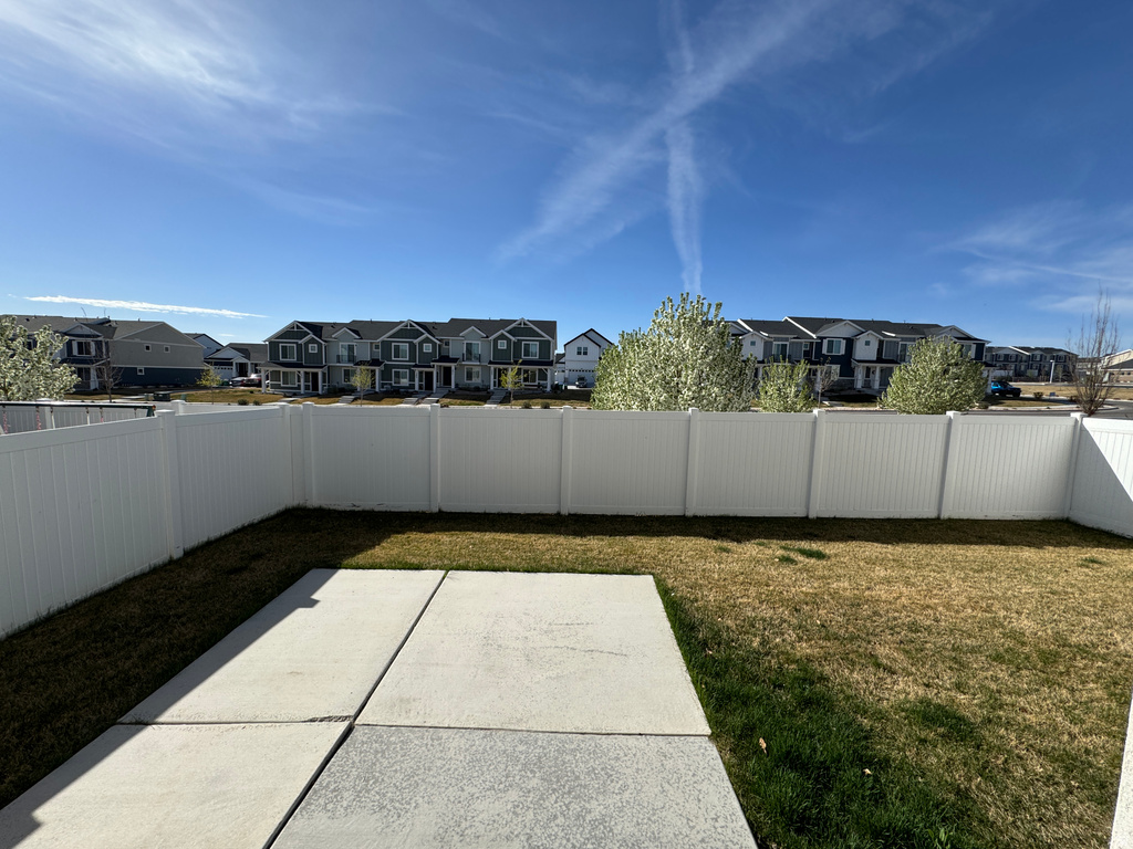 3875 W COLD POND AVE Lehi, UT 84043