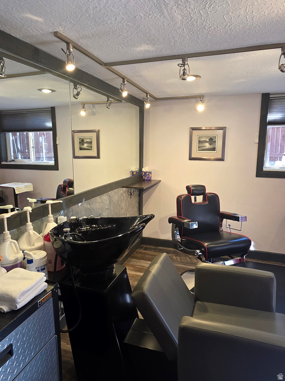 1860 E NORTHWOODSIDE DR Holladay, UT 84124