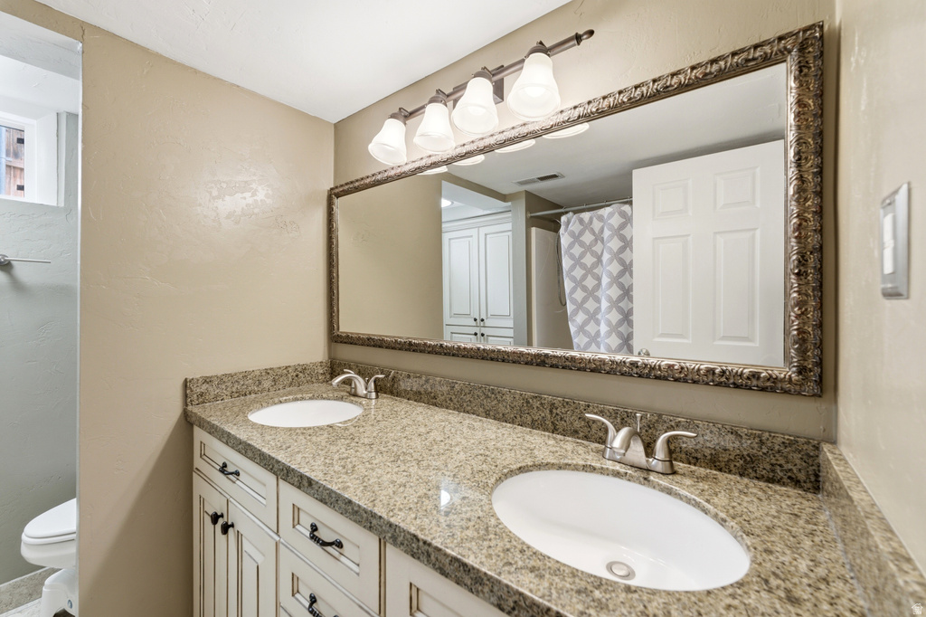 1860 E NORTHWOODSIDE DR Holladay, UT 84124