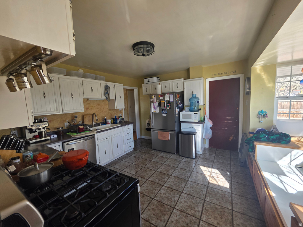 1860 E NORTHWOODSIDE DR Holladay, UT 84124