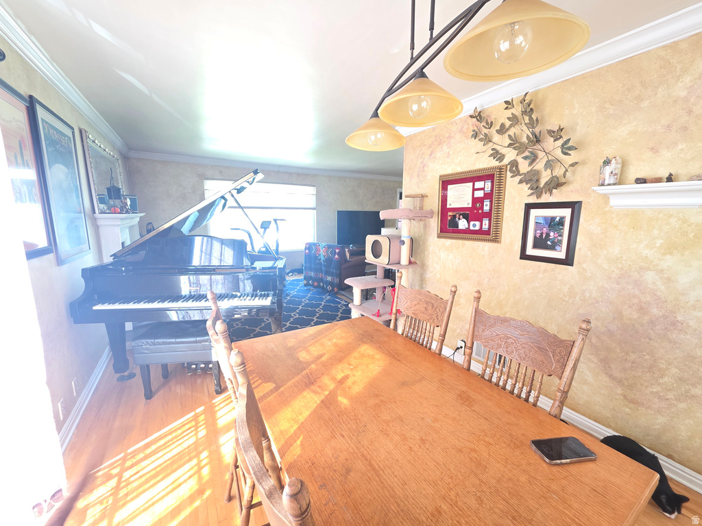 1860 E NORTHWOODSIDE DR Holladay, UT 84124