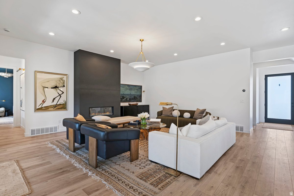 6399 E 950 S Huntsville, UT 84317