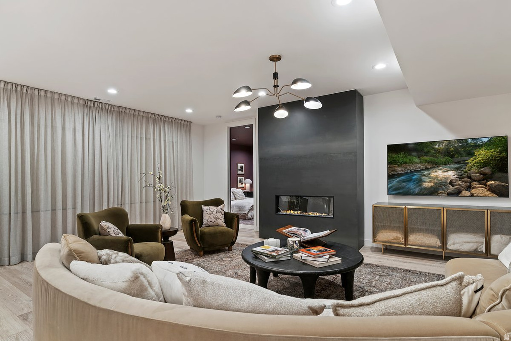 6399 E 950 S Huntsville, UT 84317