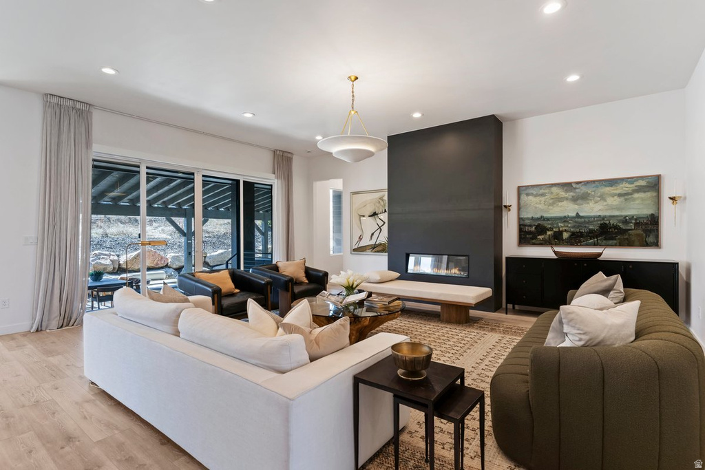 6399 E 950 S Huntsville, UT 84317