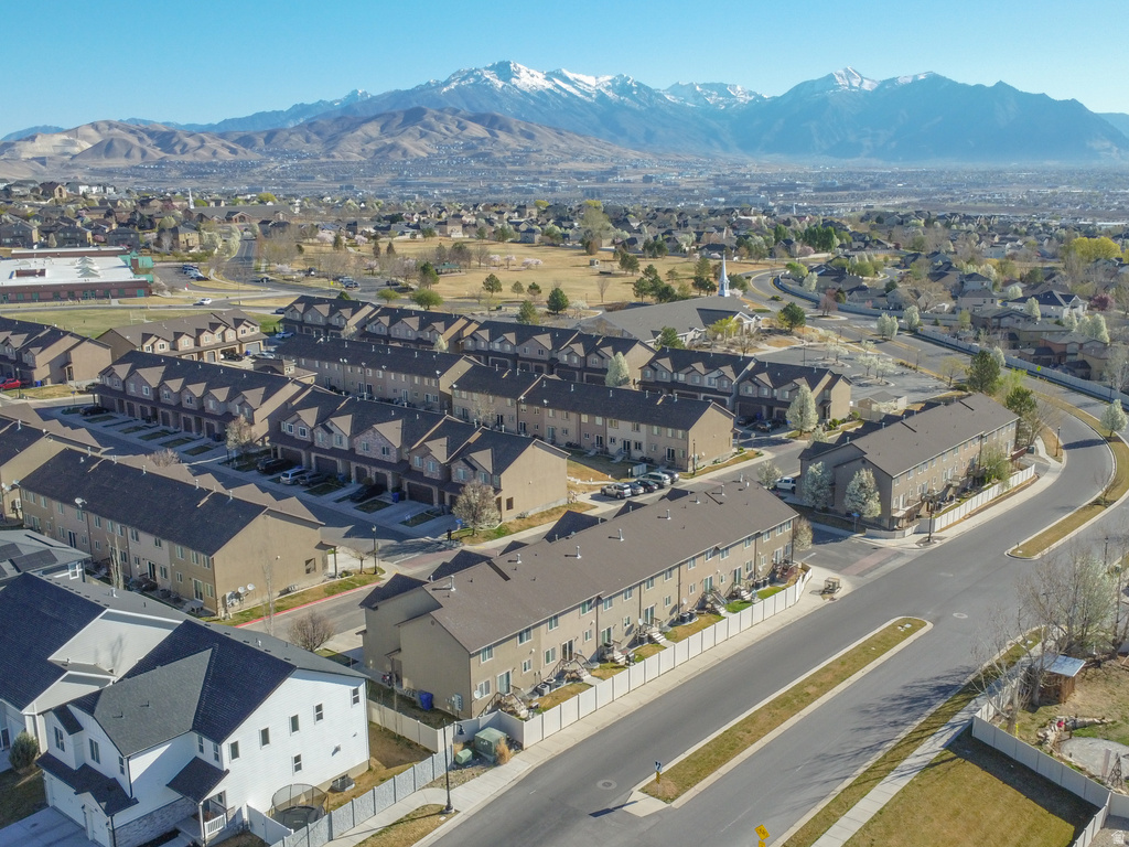 683 W SARATOGA CHASE DR Saratoga Springs, UT 84045