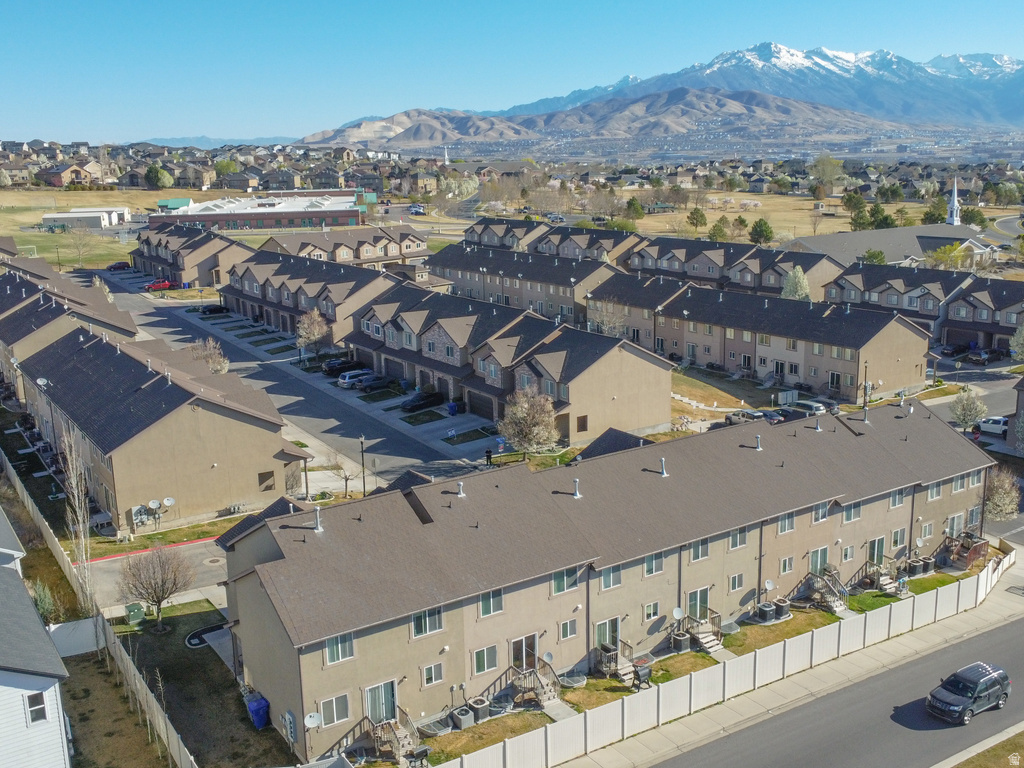 683 W SARATOGA CHASE DR Saratoga Springs, UT 84045