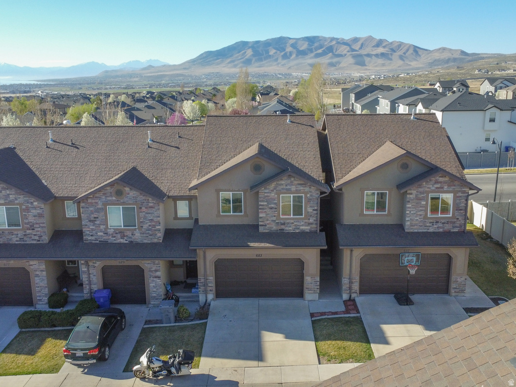 683 W SARATOGA CHASE DR Saratoga Springs, UT 84045