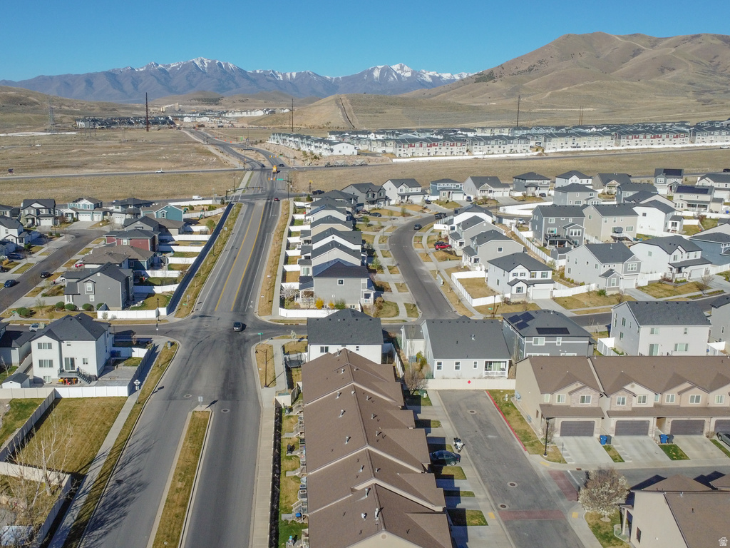 683 W SARATOGA CHASE DR Saratoga Springs, UT 84045