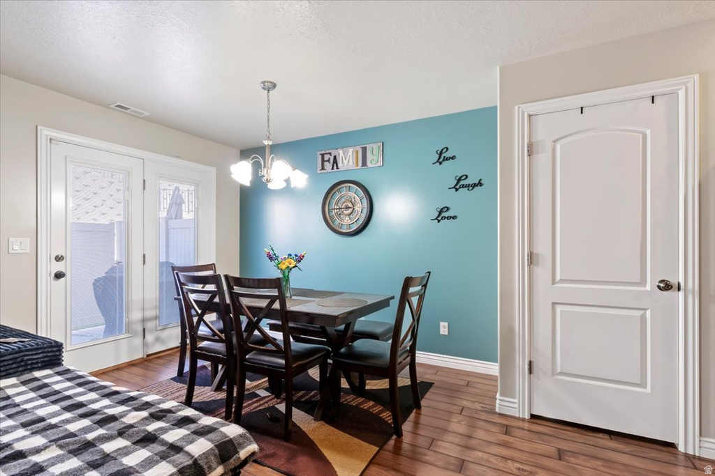 1809 E WHITETAIL DR Layton, UT 84040