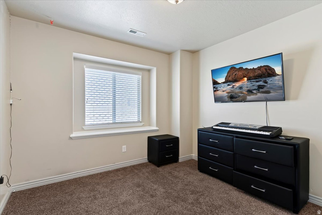 1809 E WHITETAIL DR Layton, UT 84040