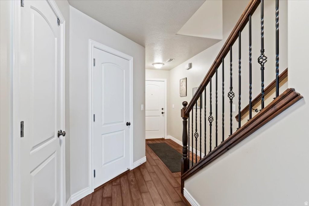 1809 E WHITETAIL DR Layton, UT 84040