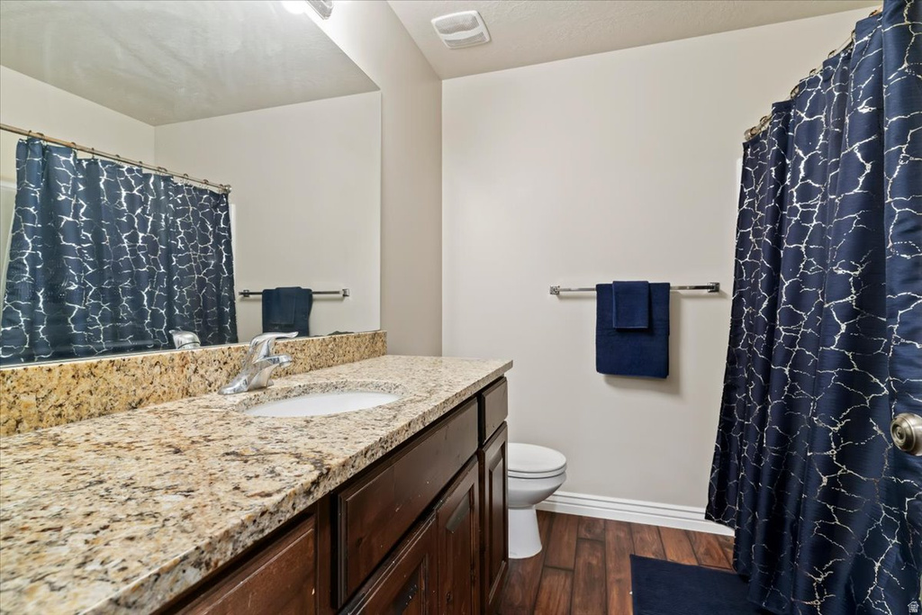 1809 E WHITETAIL DR Layton, UT 84040