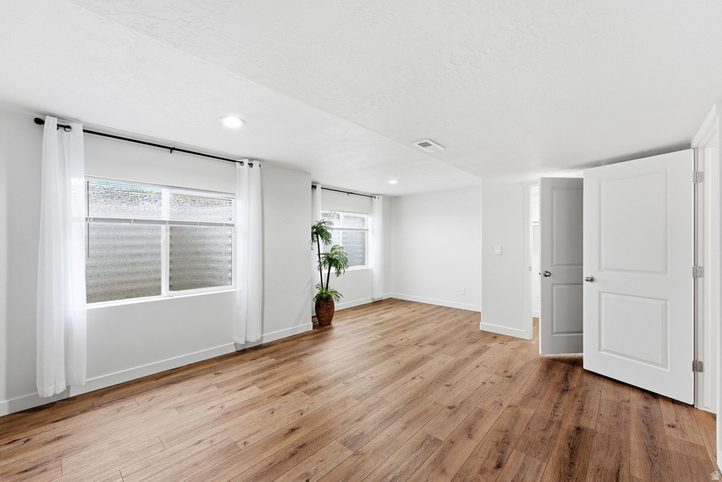 236 E BRIARWOOD LN Stansbury Park, UT 84074
