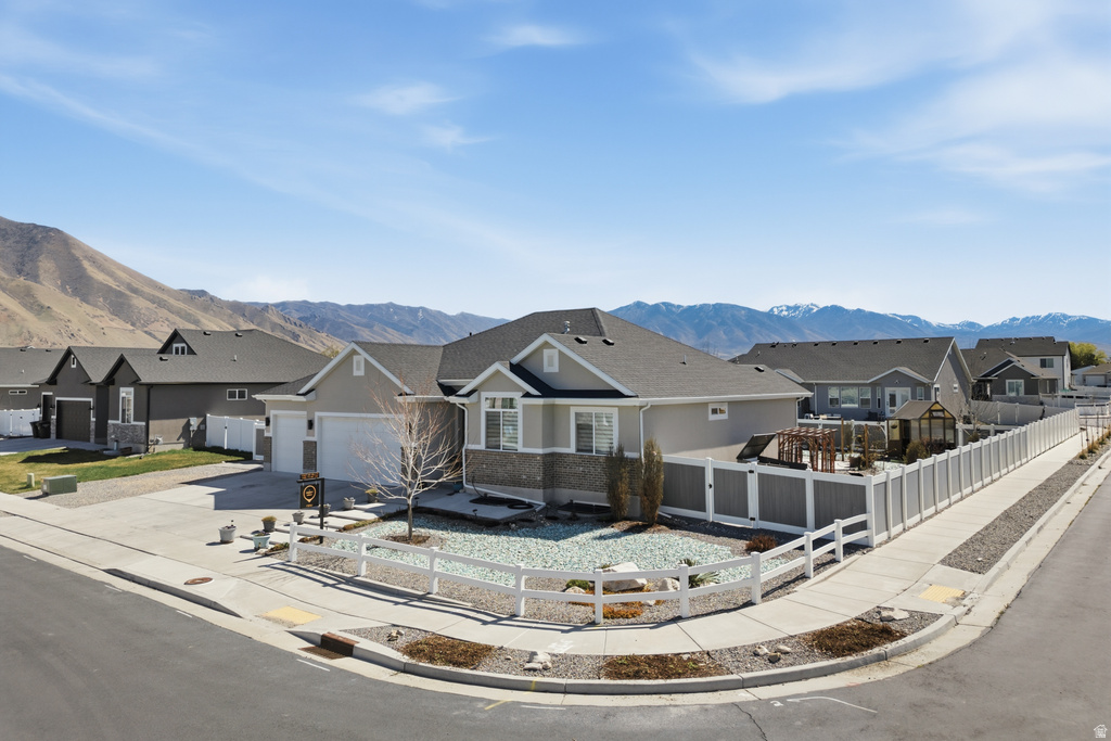 236 E BRIARWOOD LN Stansbury Park, UT 84074