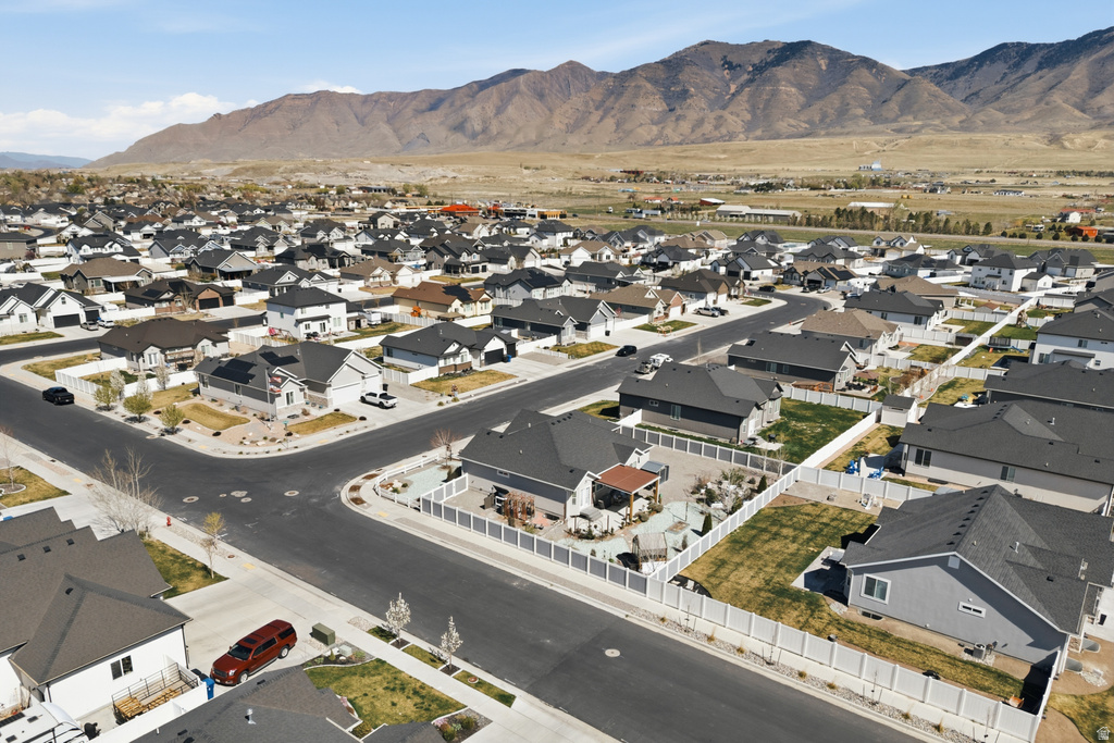 236 E BRIARWOOD LN Stansbury Park, UT 84074