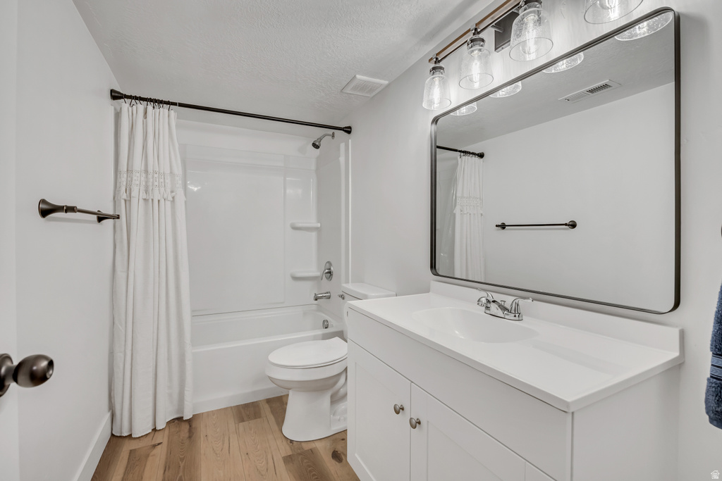 1596 W QUAILHILL RD Saratoga Springs, UT 84045