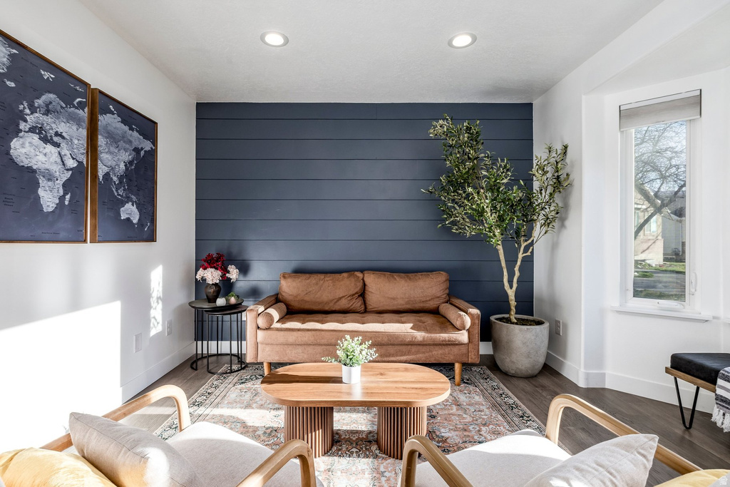 968 S 970 W Woods Cross, UT 84087