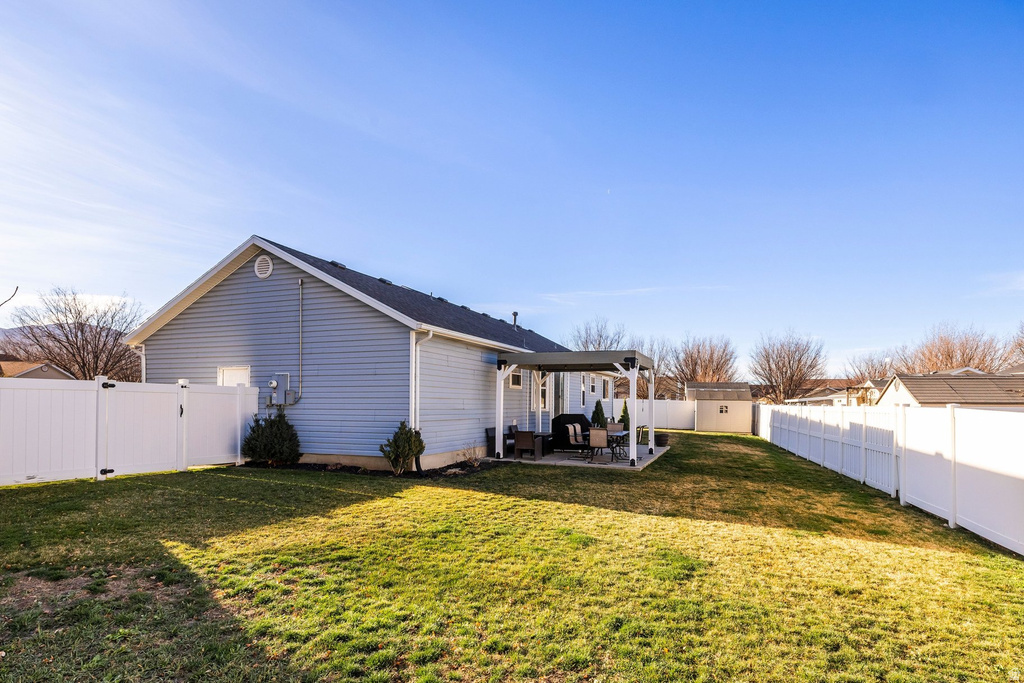 968 S 970 W Woods Cross, UT 84087