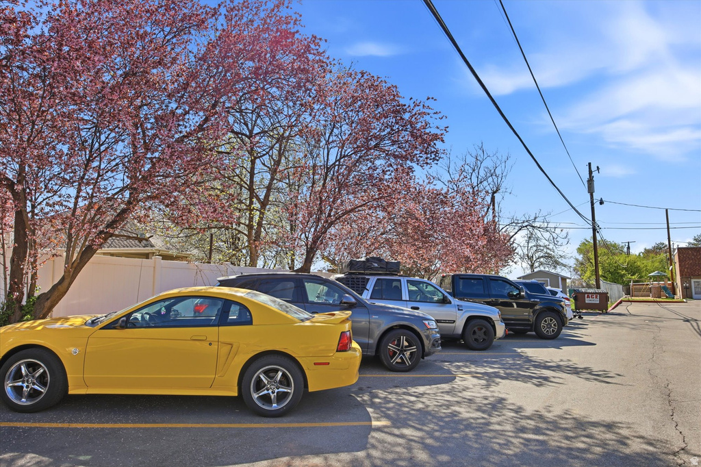 2122 E GEORGETOWN SQ Millcreek, UT 84109