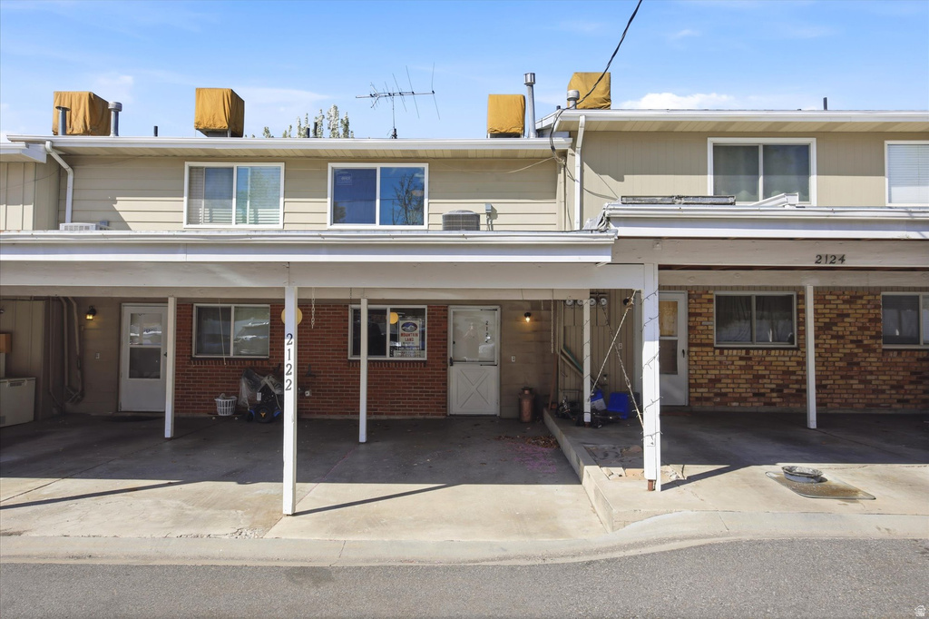 2122 E GEORGETOWN SQ Millcreek, UT 84109