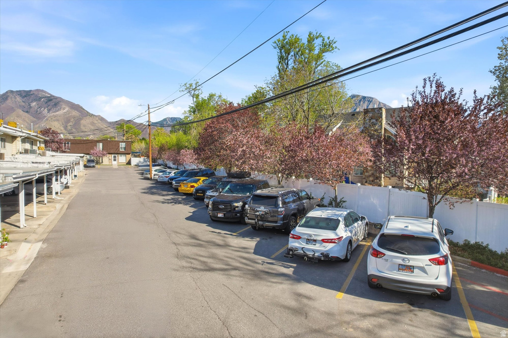 2122 E GEORGETOWN SQ Millcreek, UT 84109