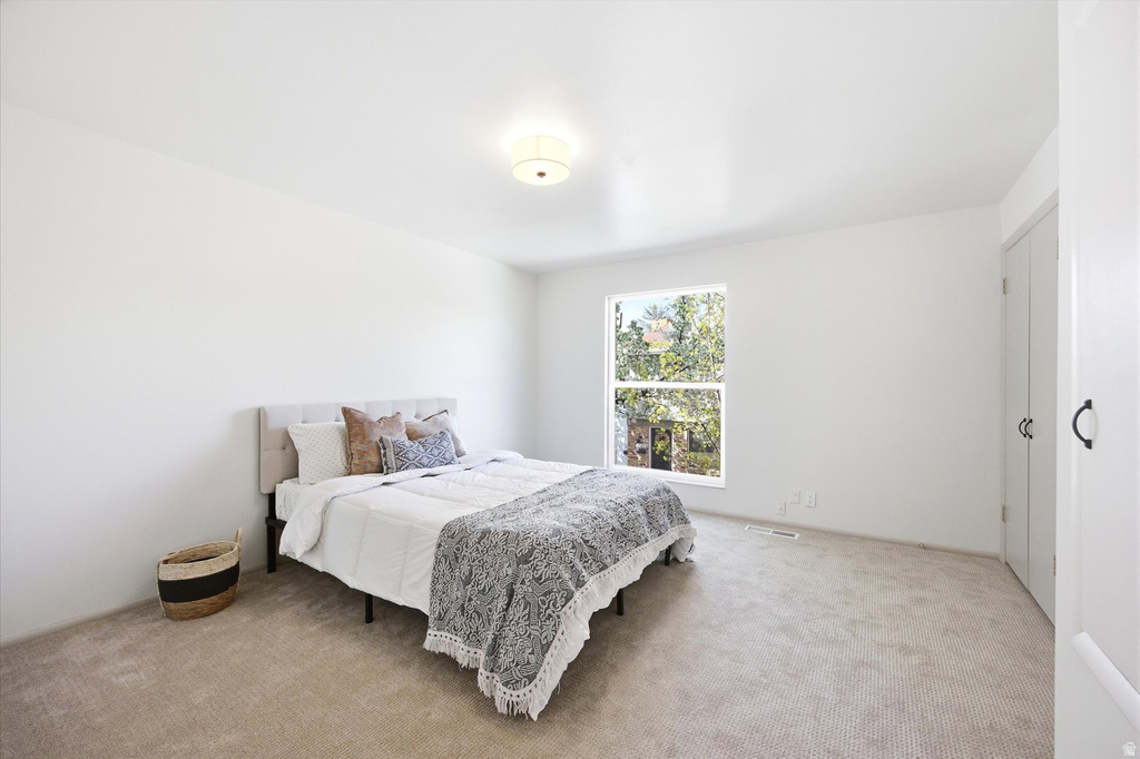 2122 E GEORGETOWN SQ Millcreek, UT 84109