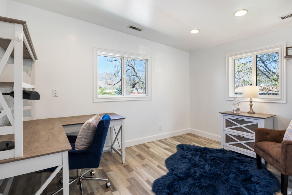 3984 S 3210 E Salt Lake City, UT 84124