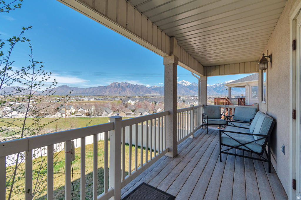 1072 W HARVEST VIEW WAY West Jordan, UT 84084