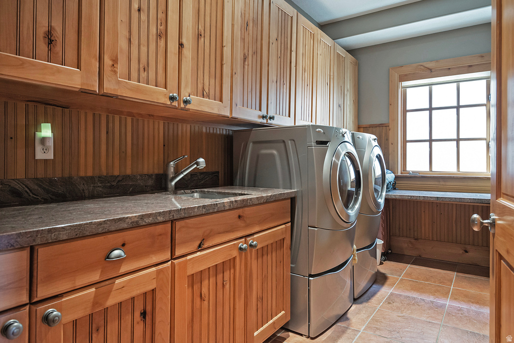 606 E HOLLY HAVEN CIR Murray, UT 84107