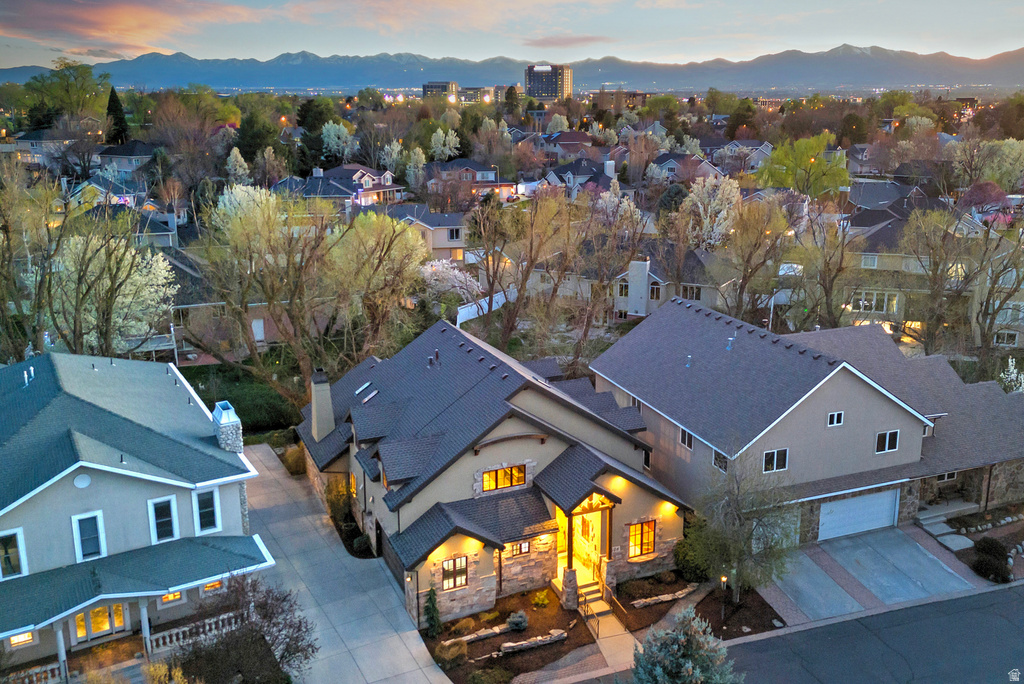 606 E HOLLY HAVEN CIR Murray, UT 84107