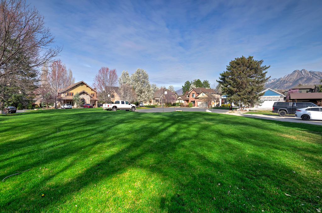 606 E HOLLY HAVEN CIR Murray, UT 84107