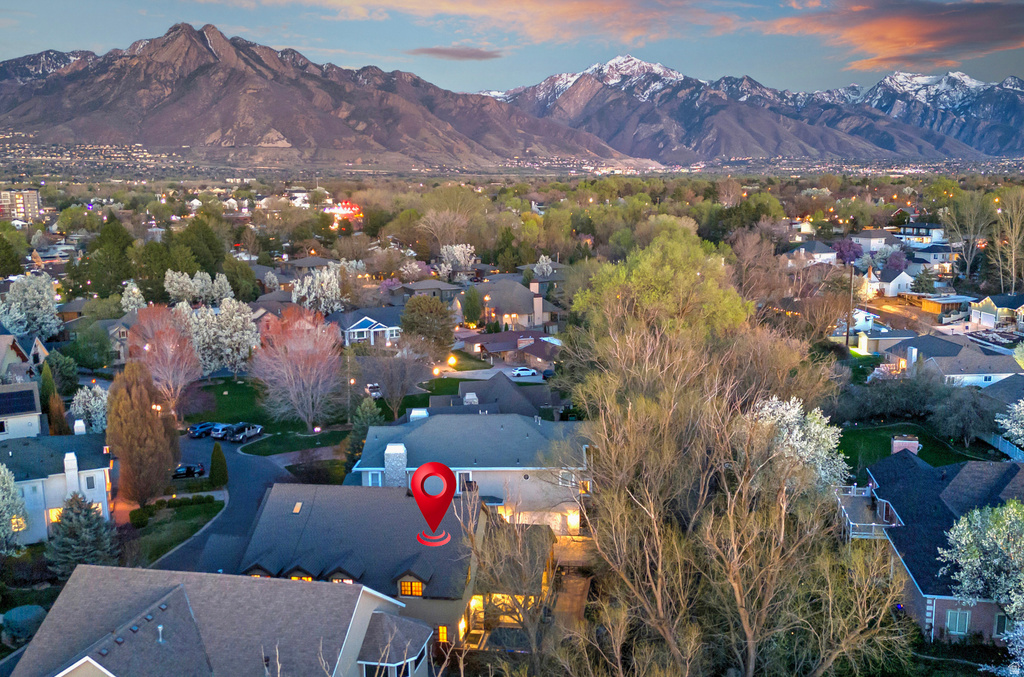 606 E HOLLY HAVEN CIR Murray, UT 84107