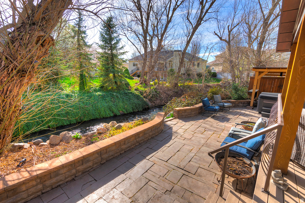 606 E HOLLY HAVEN CIR Murray, UT 84107