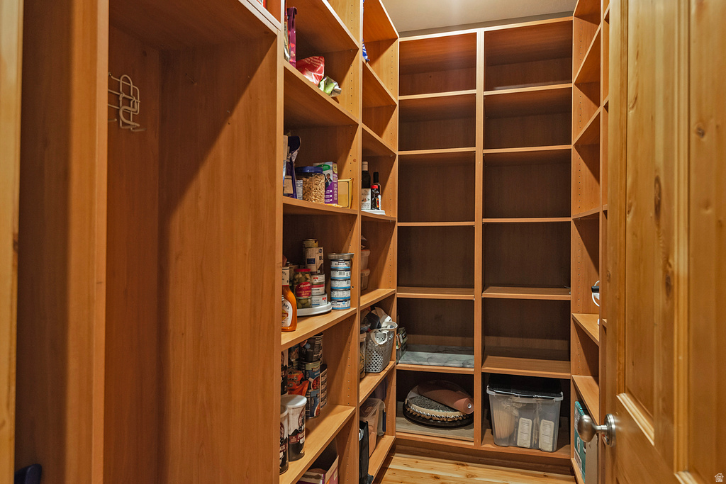 606 E HOLLY HAVEN CIR Murray, UT 84107