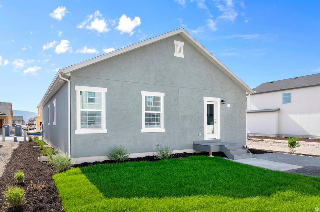 5666 N MALLARD DR photo 4