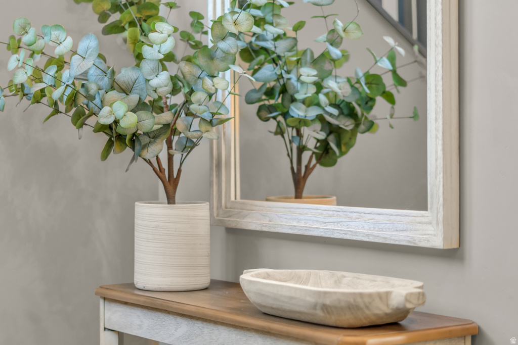 10223 S SPLIT ROCK DR South Jordan, UT 84009