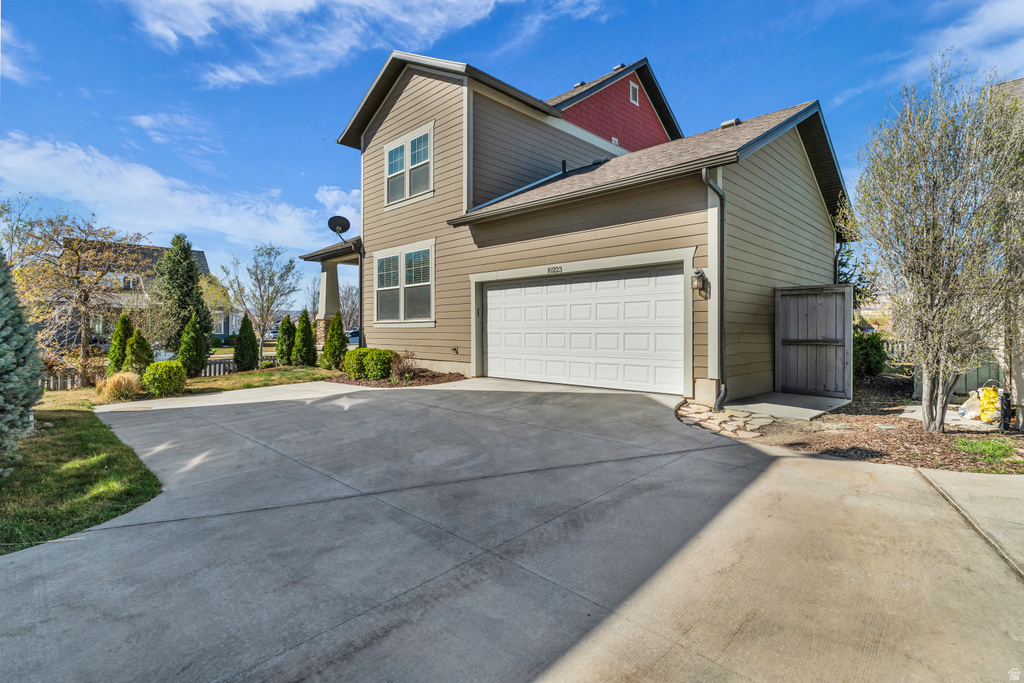 10223 S SPLIT ROCK DR South Jordan, UT 84009